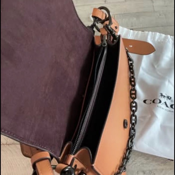 Coach Beat Shoulder Bag - Picture 4 of 5